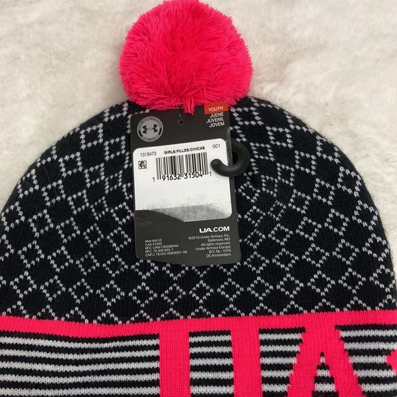 NWT Girls Under Armour Hat - Picture 3 of 3